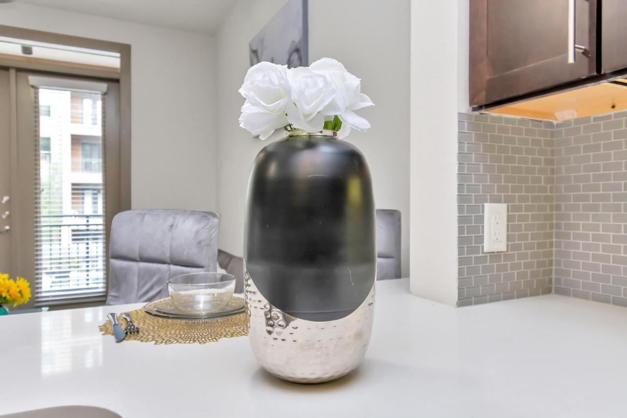 U1 Penthouse Downtown Houston Rental Car Available Apt 1Br 1Bth Gym Sleep Good Bagian luar foto
