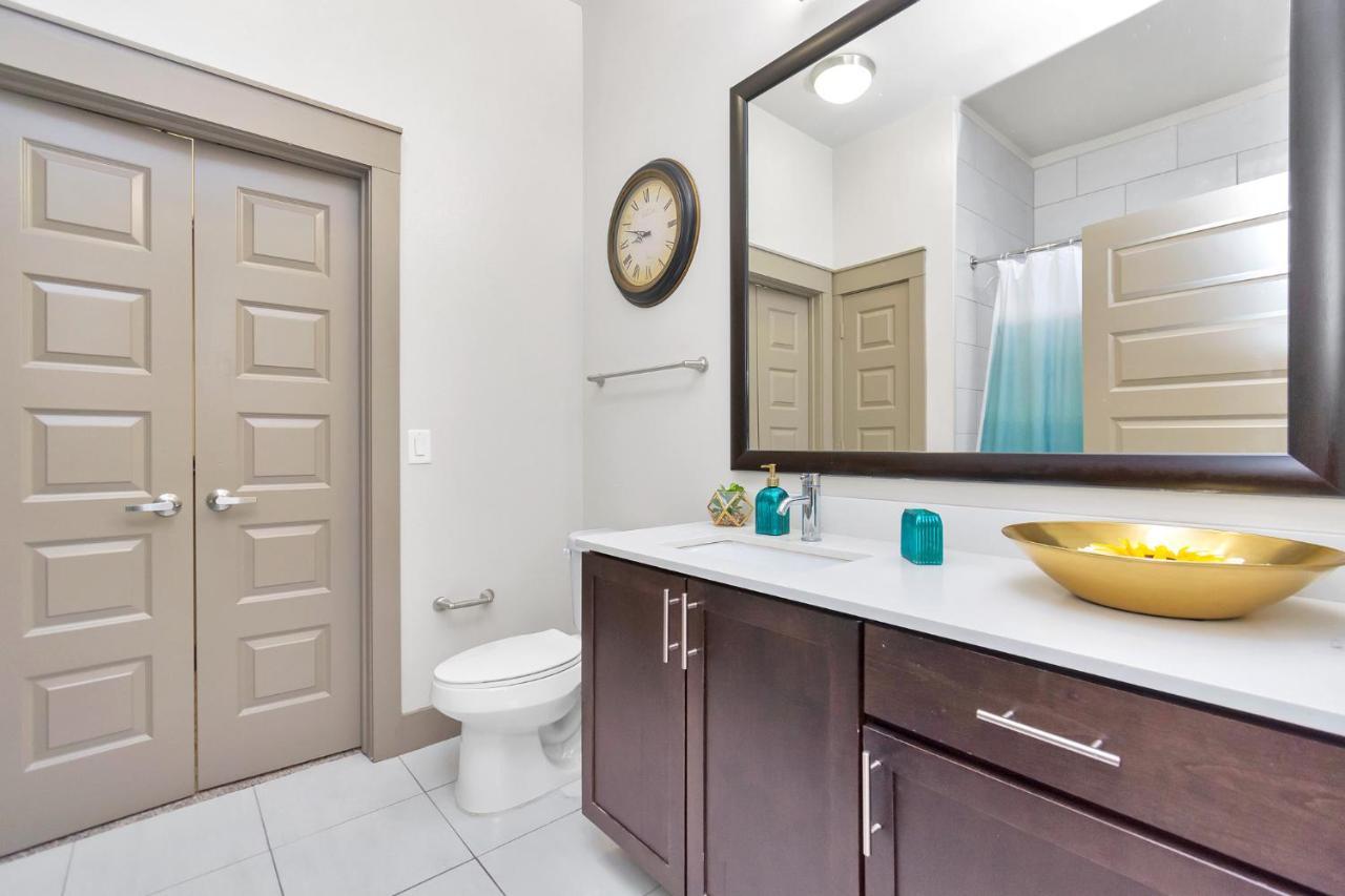 U1 Penthouse Downtown Houston Rental Car Available Apt 1Br 1Bth Gym Sleep Good Bagian luar foto