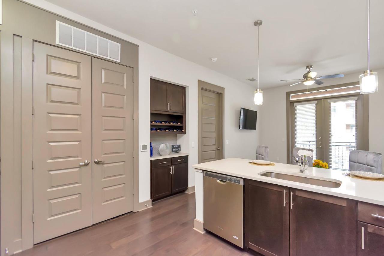 U1 Penthouse Downtown Houston Rental Car Available Apt 1Br 1Bth Gym Sleep Good Bagian luar foto