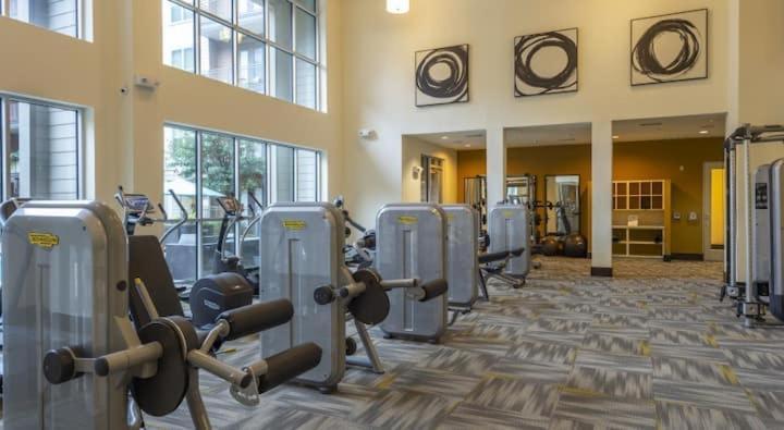 U1 Penthouse Downtown Houston Rental Car Available Apt 1Br 1Bth Gym Sleep Good Bagian luar foto
